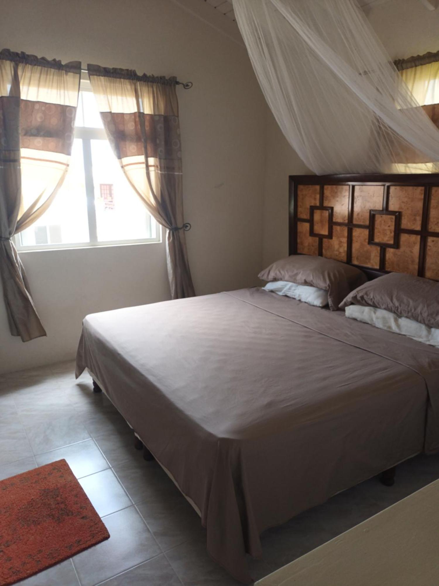 Hotel Super Breezy Cozynook ! Bridgetown Exteriér fotografie